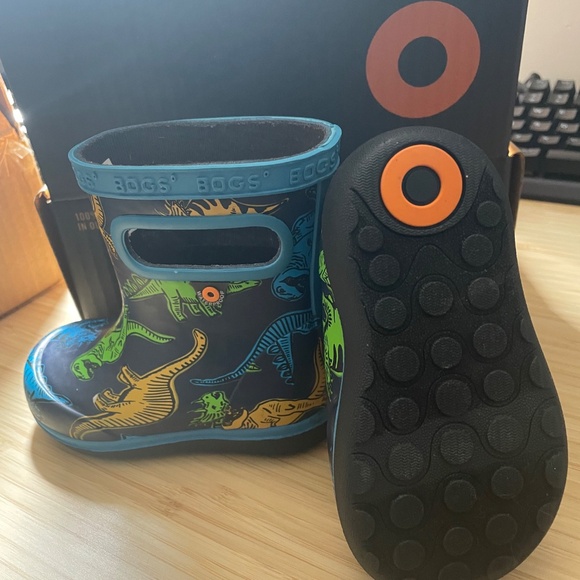 Bogs Toddler Dino Rainboots - Picture 2 of 4